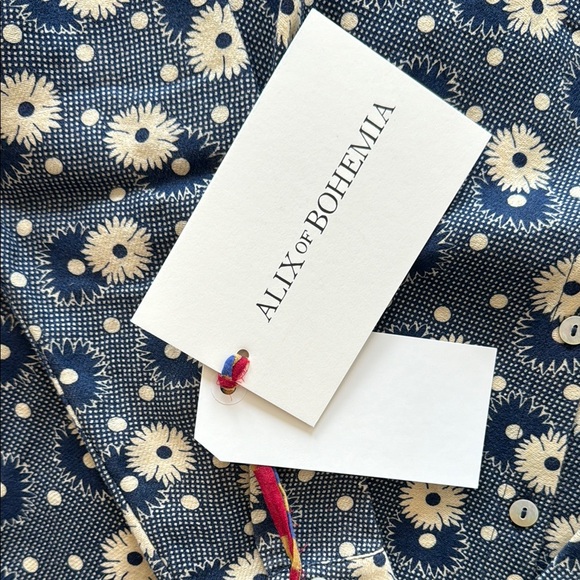 Alix of Bohemia Artemis Top - Picture 4 of 9